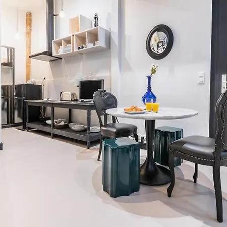 Refait A Neuf A Montorgueil - 2 Appartement *