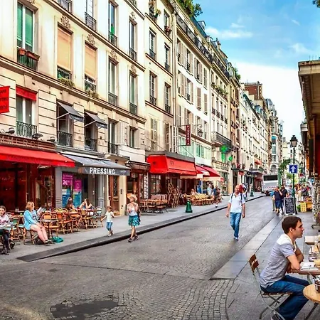 Refait A Neuf A Montorgueil - 2 * Parijs